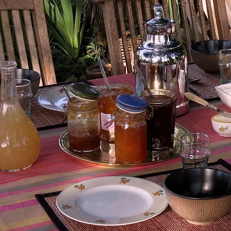 Nocleg ze śniadaniem La Claverie 3*