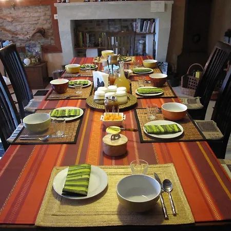 Nocleg ze śniadaniem La Claverie 3*