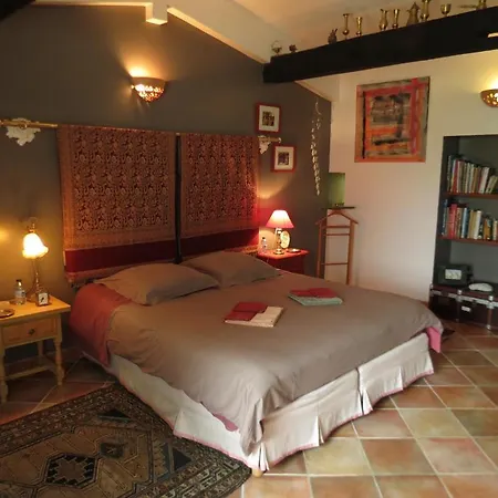 La Claverie Bed & Breakfast *
