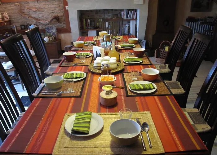 Alojamento de Acomodação e Pequeno-almoço La Claverie 3*